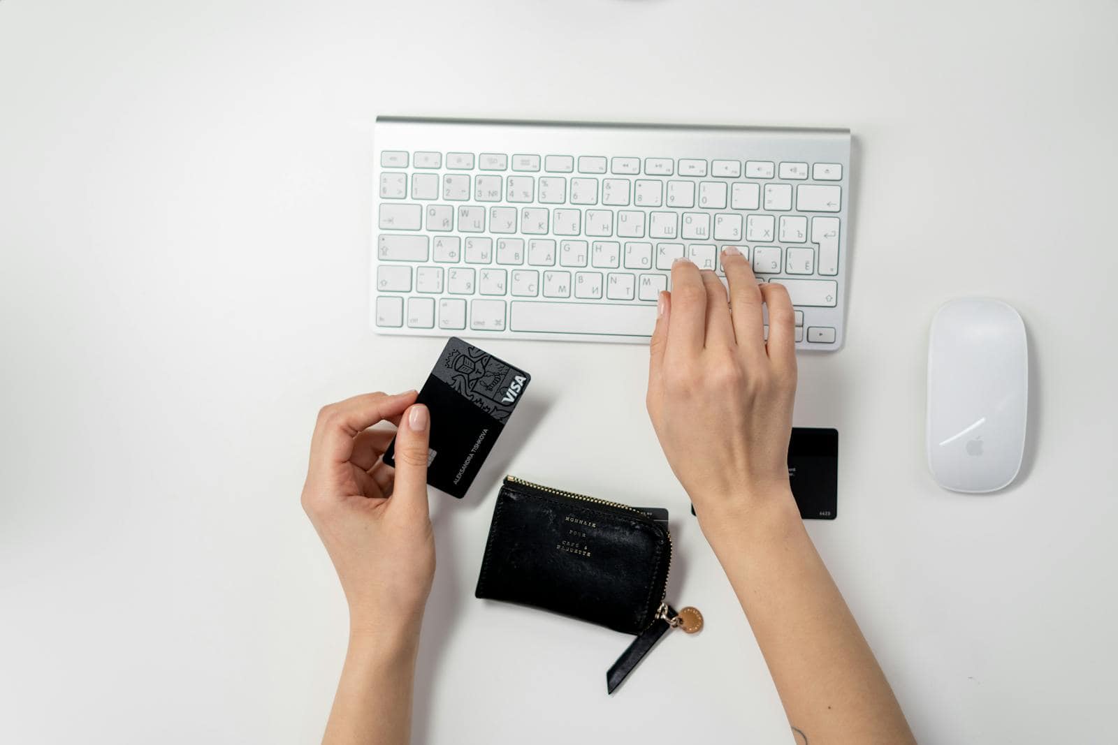 Data Privacy, Online, Security, Hacker, Personal Information, E-commerce setup featuring a keyboard, card, and wallet, ideal for online shopping concepts.